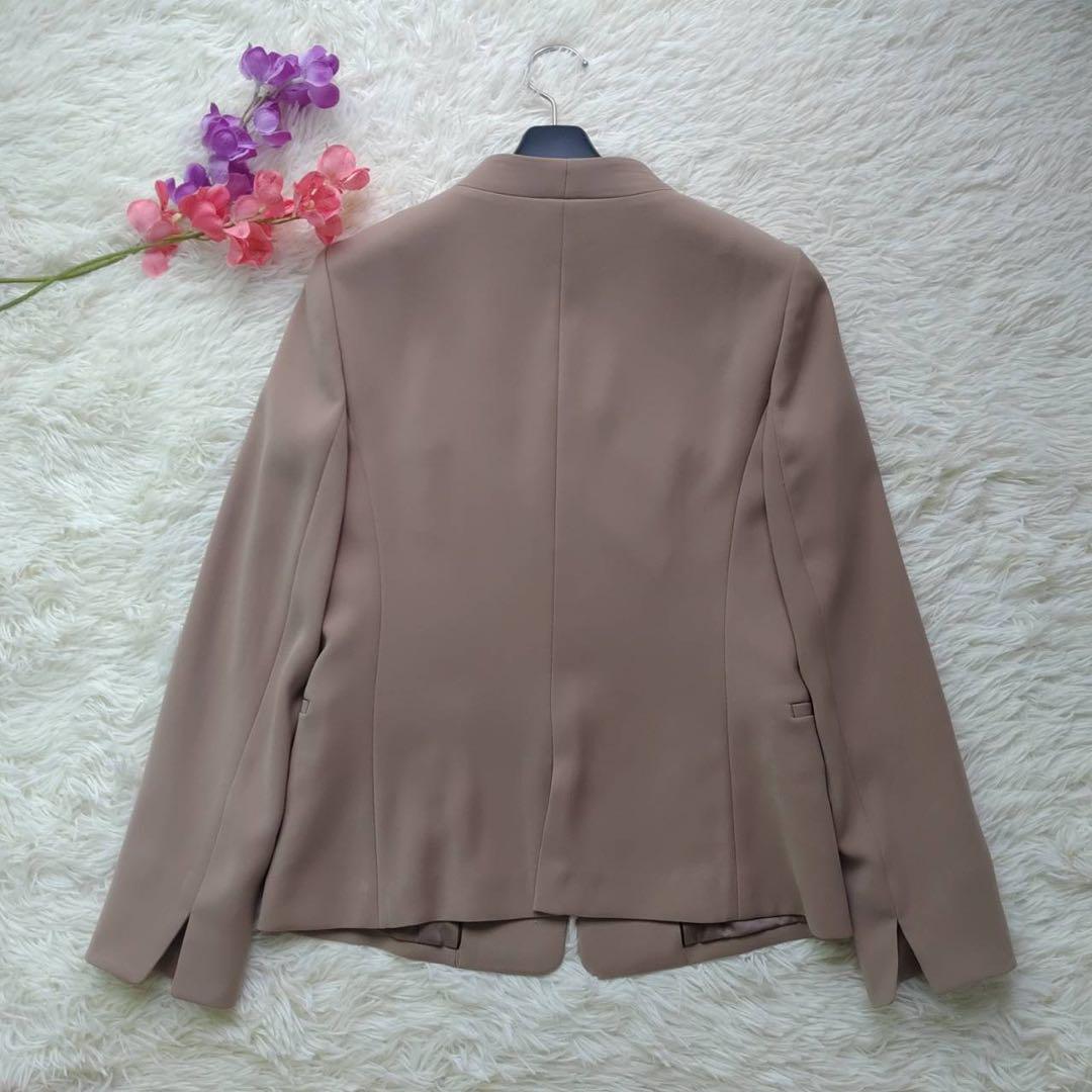 LES MUES  ベージュ セットアップ　パンツスーツ　ノーカラー　M