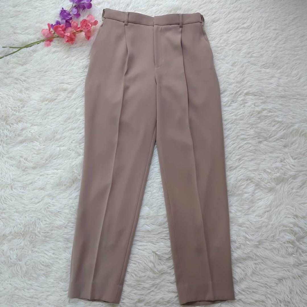 LES MUES  ベージュ セットアップ　パンツスーツ　ノーカラー　M