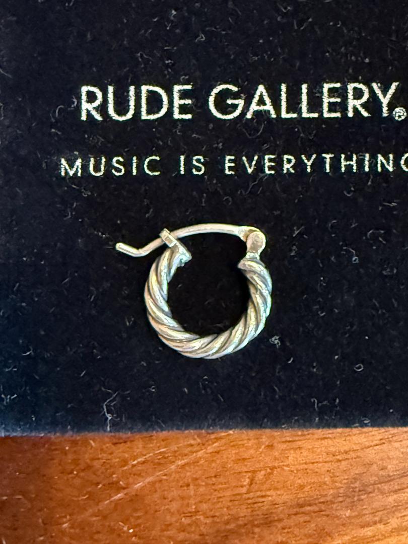 RUDE GALLERY ツイストデザイン シルバー　ピアス