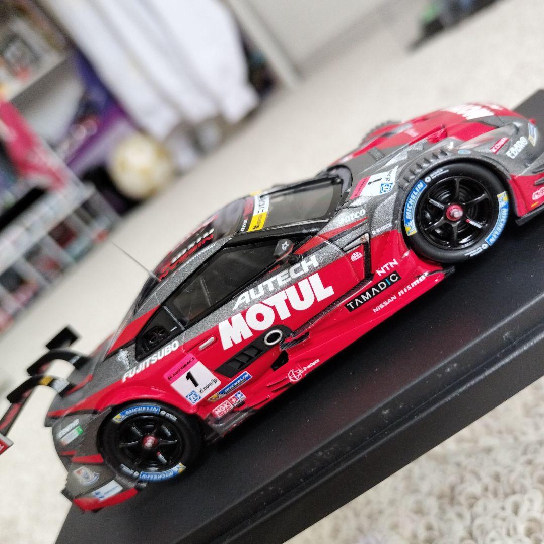 ミニカー Nissan GT-R Motul Autech 1/43