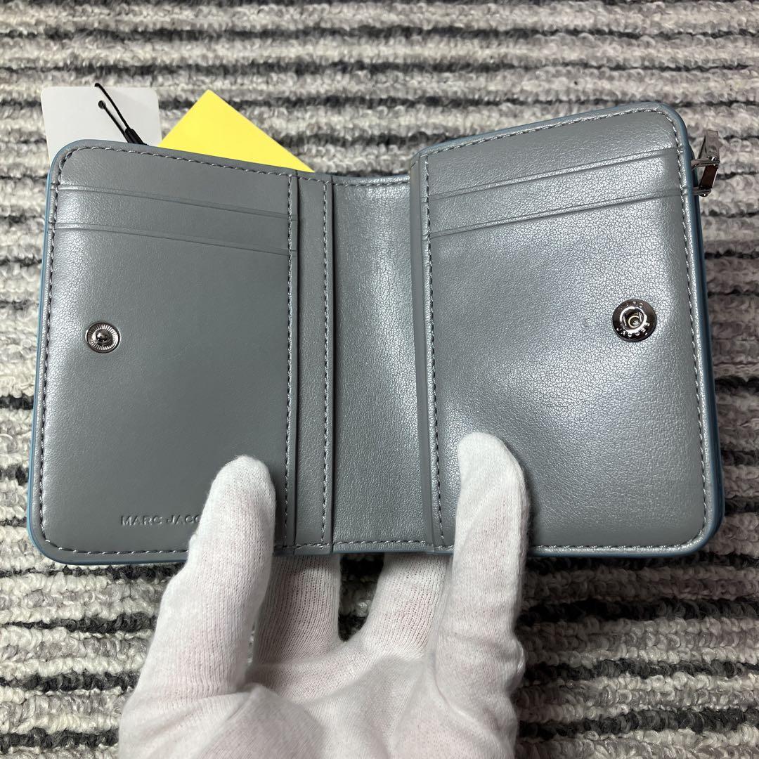 未使用品】マークジェイコブス スナップショット 二つ折り財布