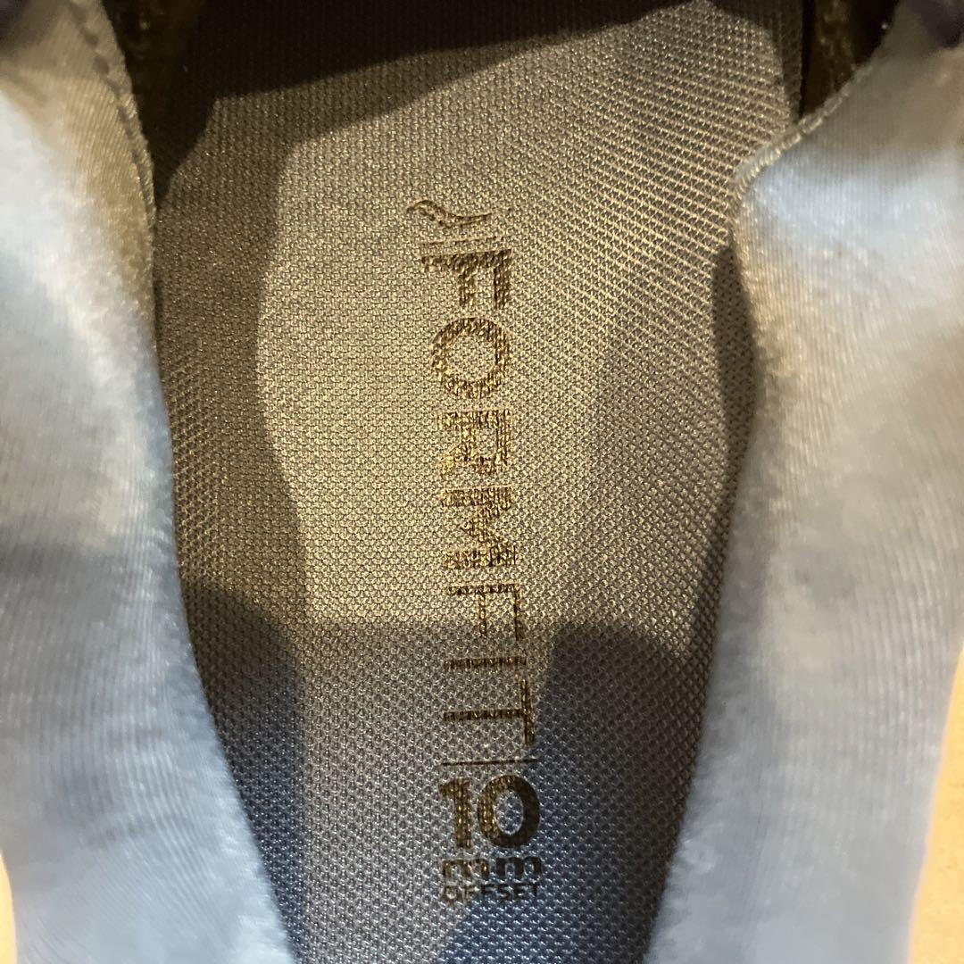 美品　サッカニー　トライアンフ21 28.0 Saucony TRIUMPH