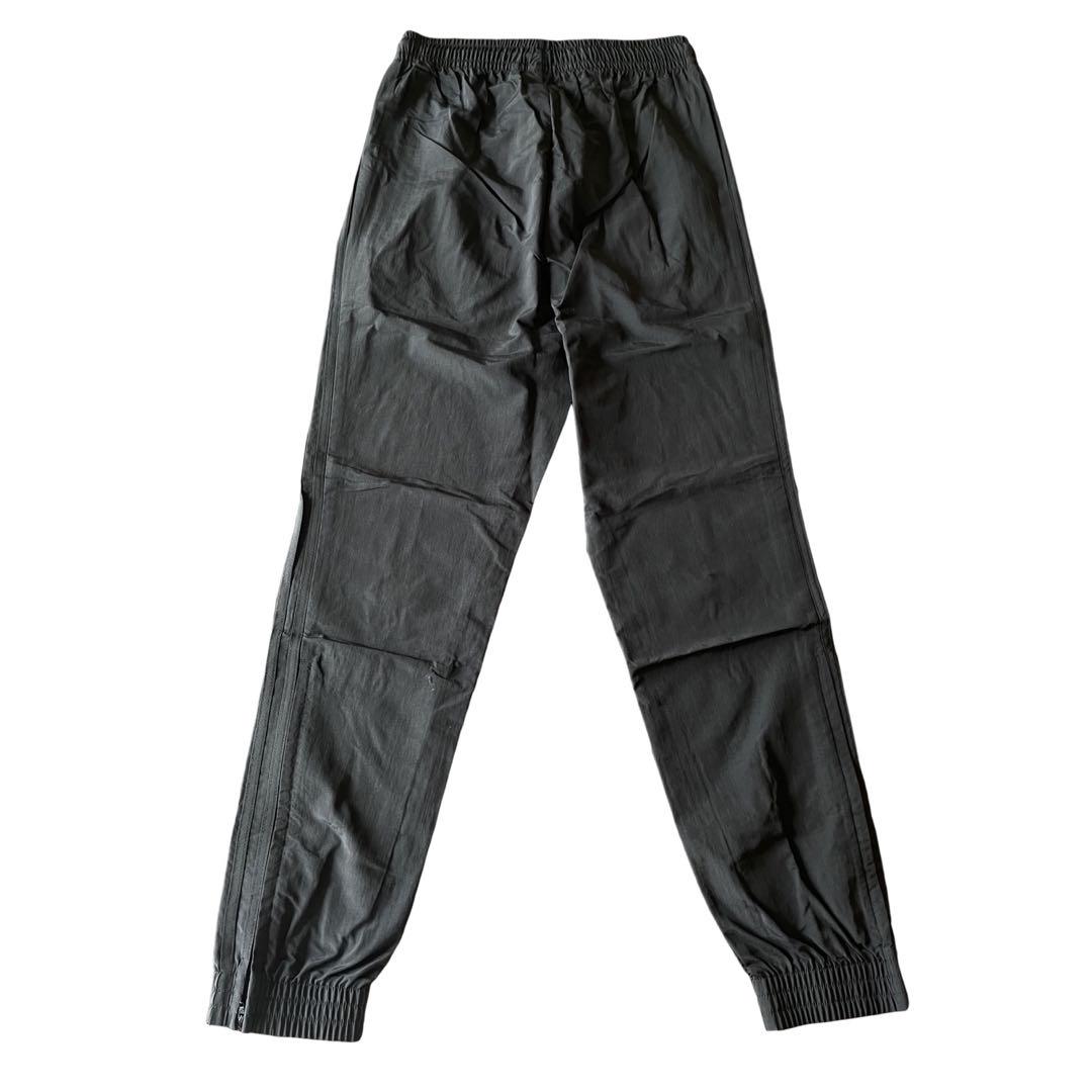 adidas ウーブン　SST トラックパンツ