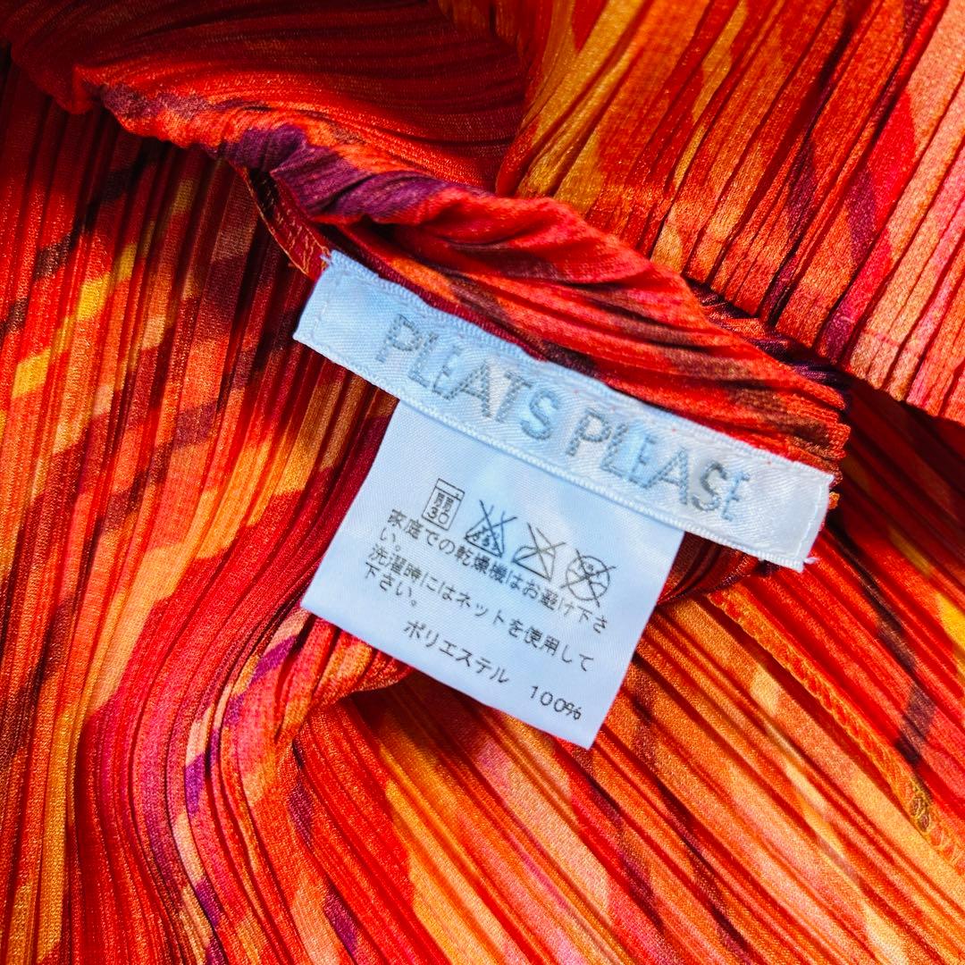 プリーツプリーズ グラデーション 長袖カットソー 七分袖 総柄