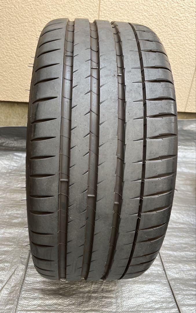 Hidebowz 245/35ZR19 pilot sport 4S①