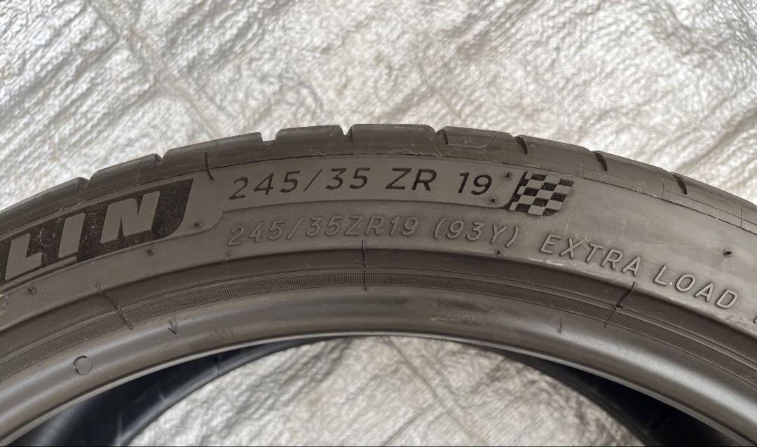 Hidebowz 245/35ZR19 pilot sport 4S①