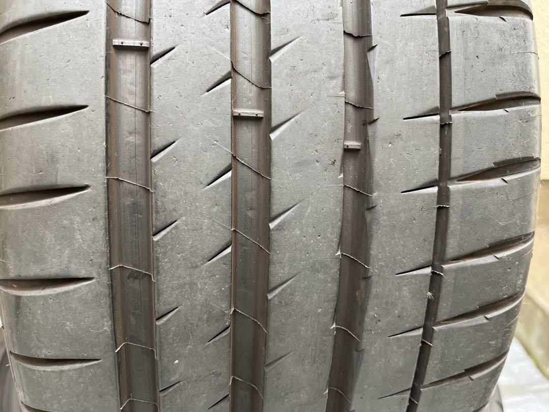 Hidebowz 245/35ZR19 pilot sport 4S①