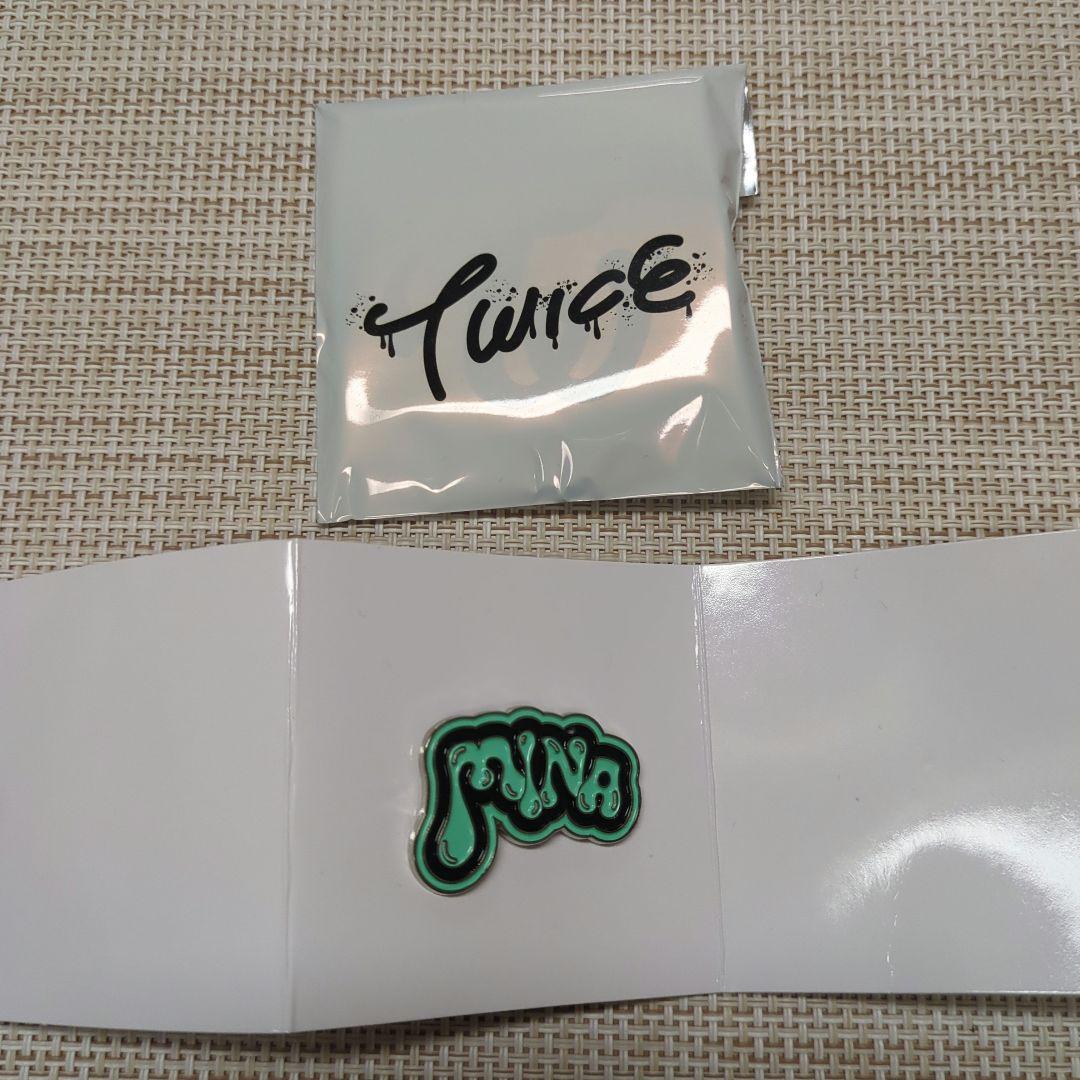 TWICE   D賞　ミナ　ピンバッチ TWICE ピンバッチ ミナ - メルカリ