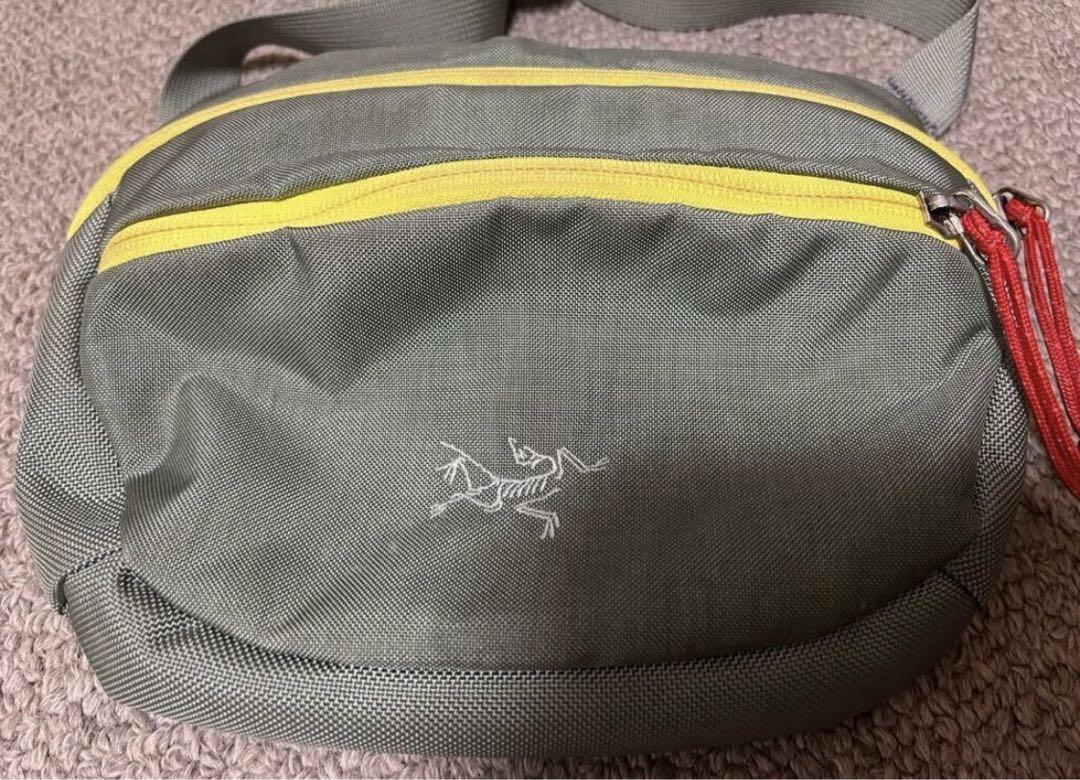 Arc'teryx ボディバッグ 希少色