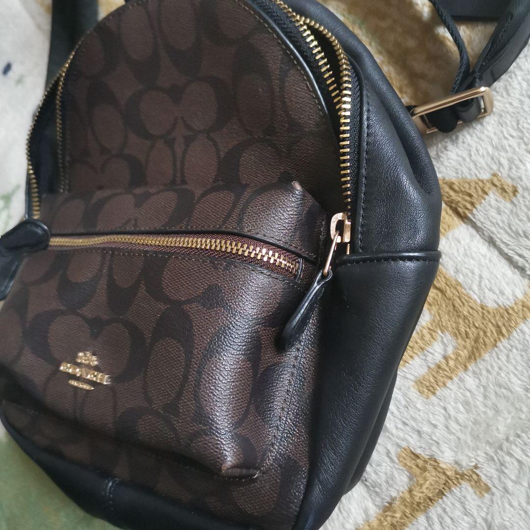 COACH ロゴ入りミニリュック・バックパック