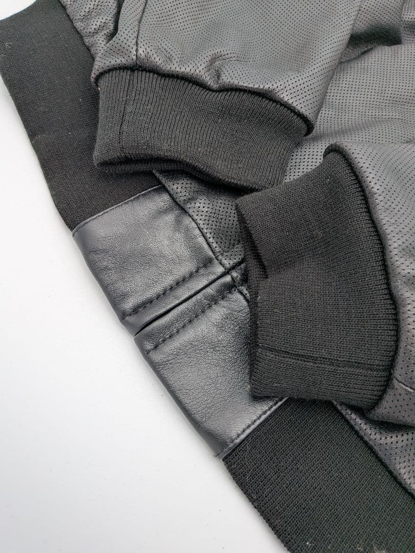 【超希少】入手困難・新品未使用 アディダスオリジナルラム皮ジャケットМ② 【超希少】入手困難・新品未使用 アディダスオリジナルラム皮ジャケットМ②