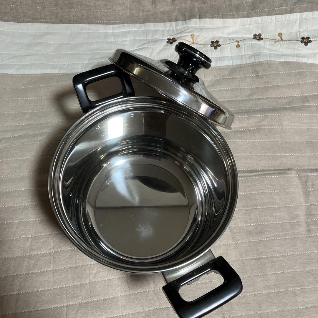 未使用品　ステンレス　鍋　両手鍋　炒め物　煮物　等　キッチン器具