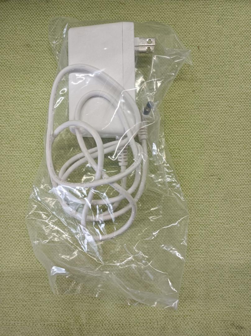 都《XLXJZ》SPEED　Wi-Fi　　5GL13　ホワイト