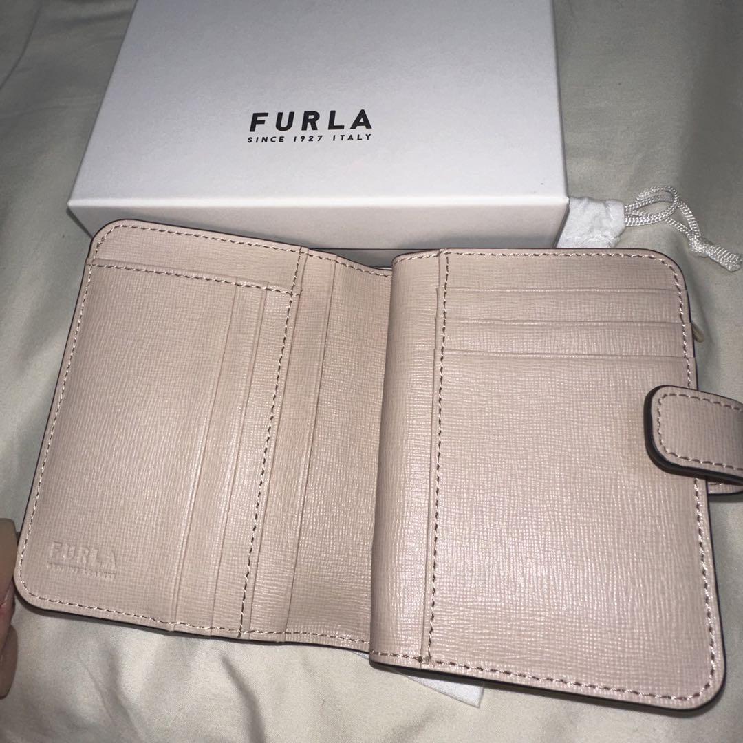 【希少！！】 美品】即購入可能☆FURLA 二つ折り財布 ベージュ 小物