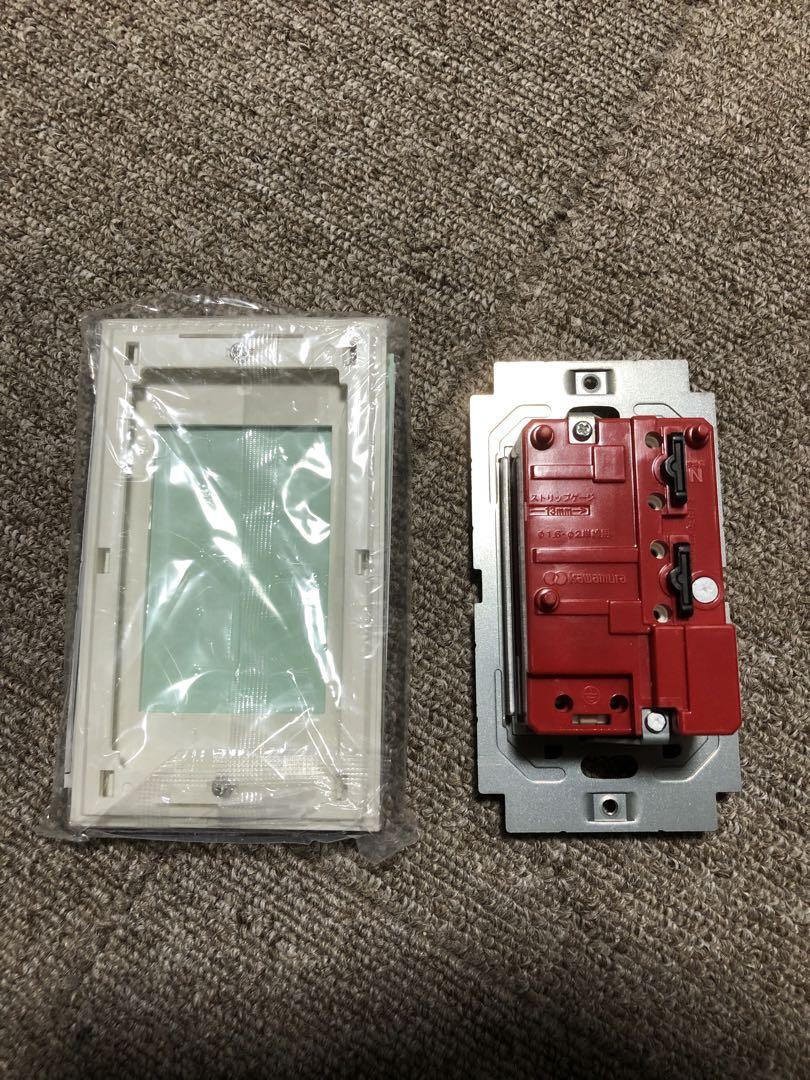 プレトラックコンセント PTC-BA15WE-W