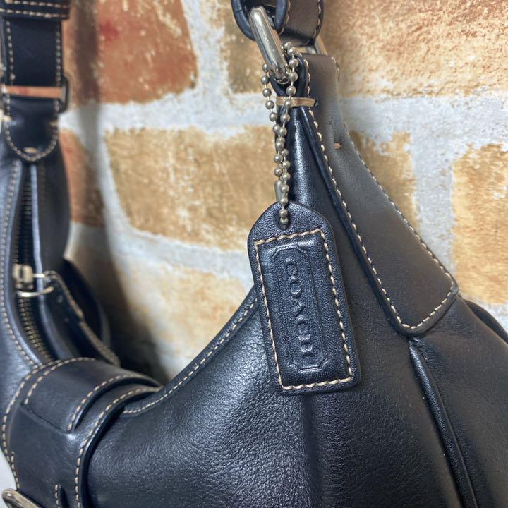 新作新作登場 美品 ベルト付きレザー ショルダーバッグ JKj9Q-m13241081324 COACH三日月 お得国産