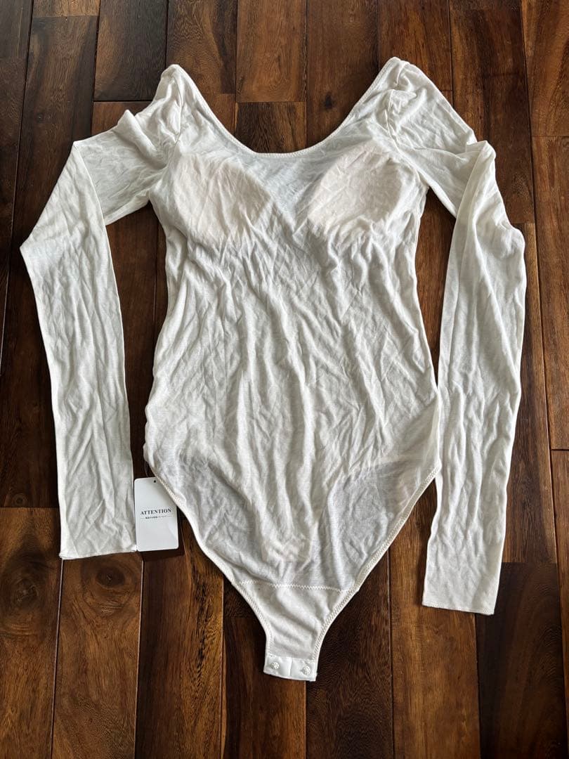 非常に有望な plage ベージュ Vネック ボディスーツFREE SIZE・Plage 【人気通販】