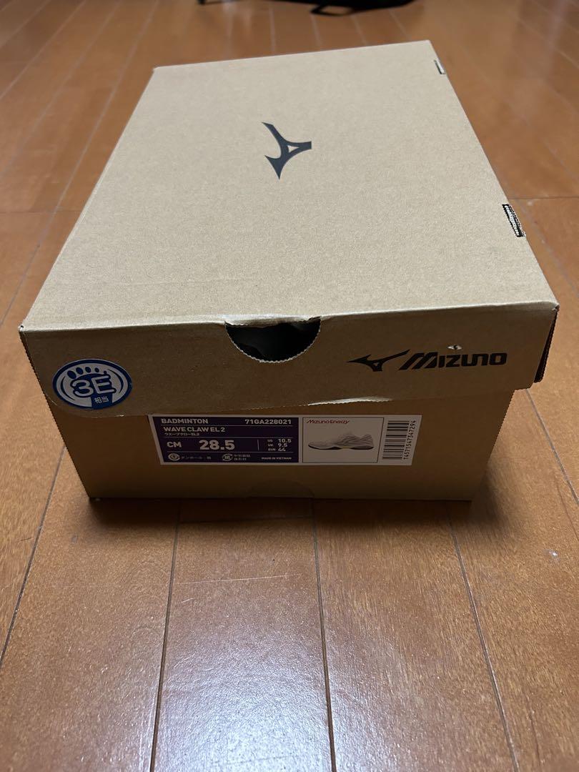 週末値下げ Mizuno バドミントンシューズ ウエーブクロー