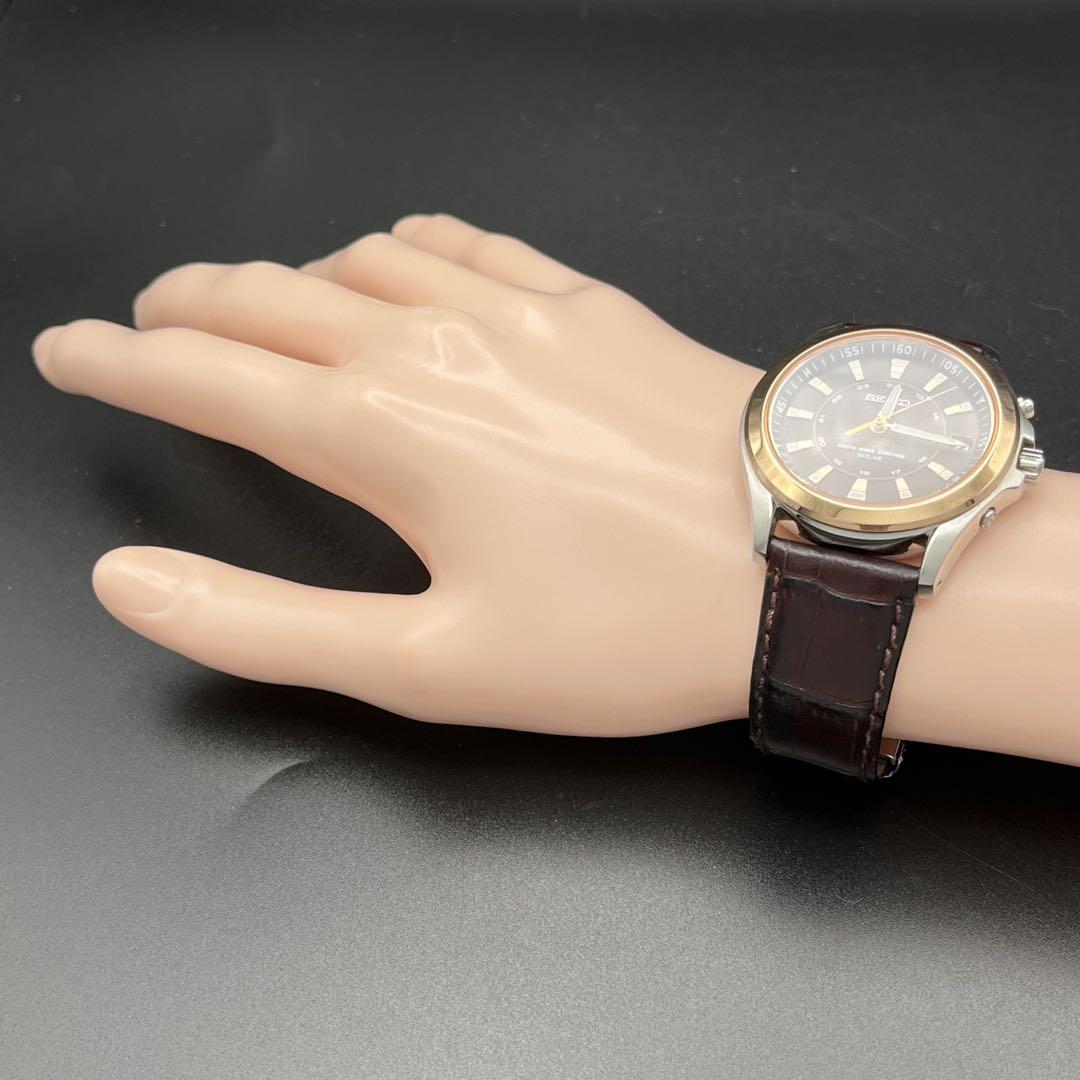 稼動 腕時計　SEIKO セイコー　電波ソーラー　メンズ　デイト　C85