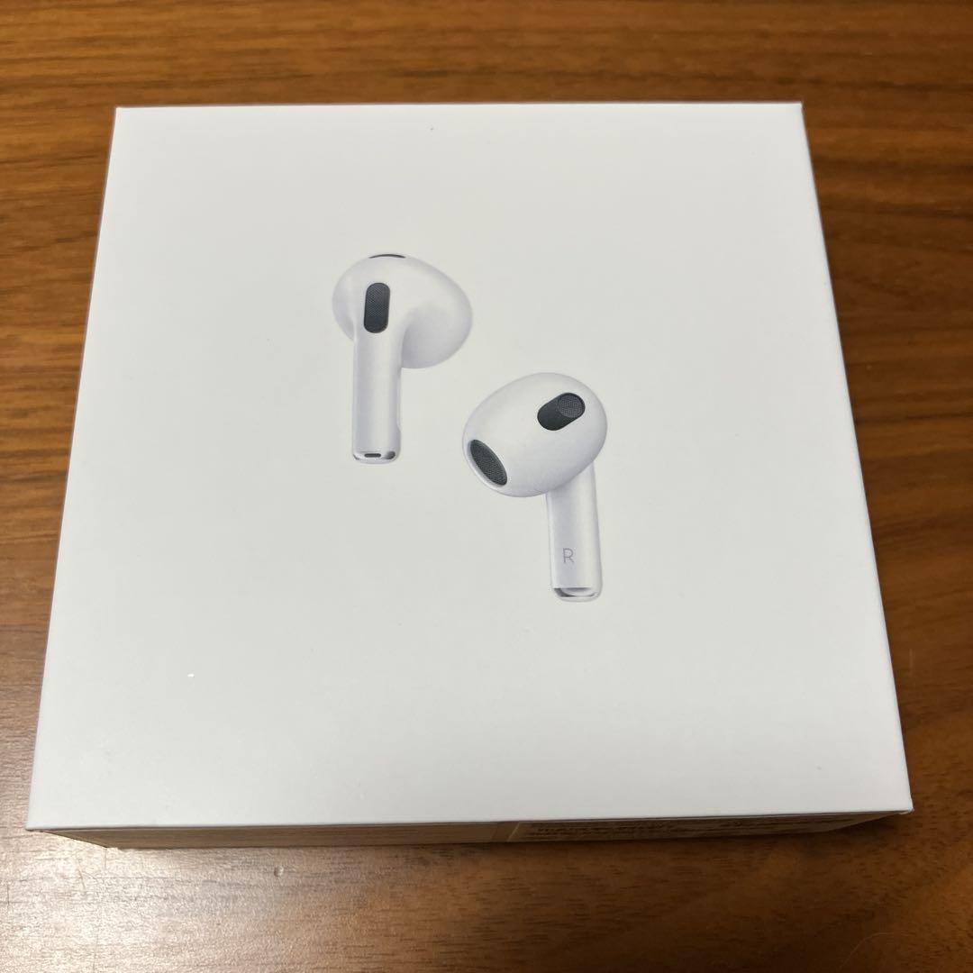 AirPods3本体 充電ケース付き 動作確認済み Apple AirPods3 本体 充電ケース付き - メルカリ