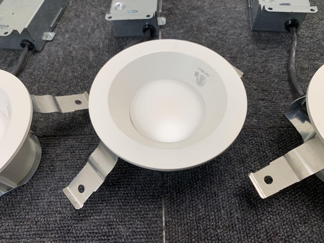 ①展示品　2021年製　LEDダウンライト　LGD1100LU1 パナソニック
