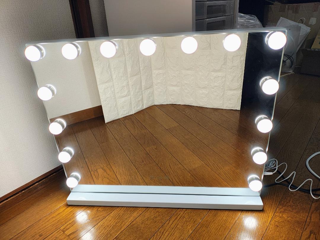 ♡　女優ミラー LEDライト 3色調光 USBポート付き n3