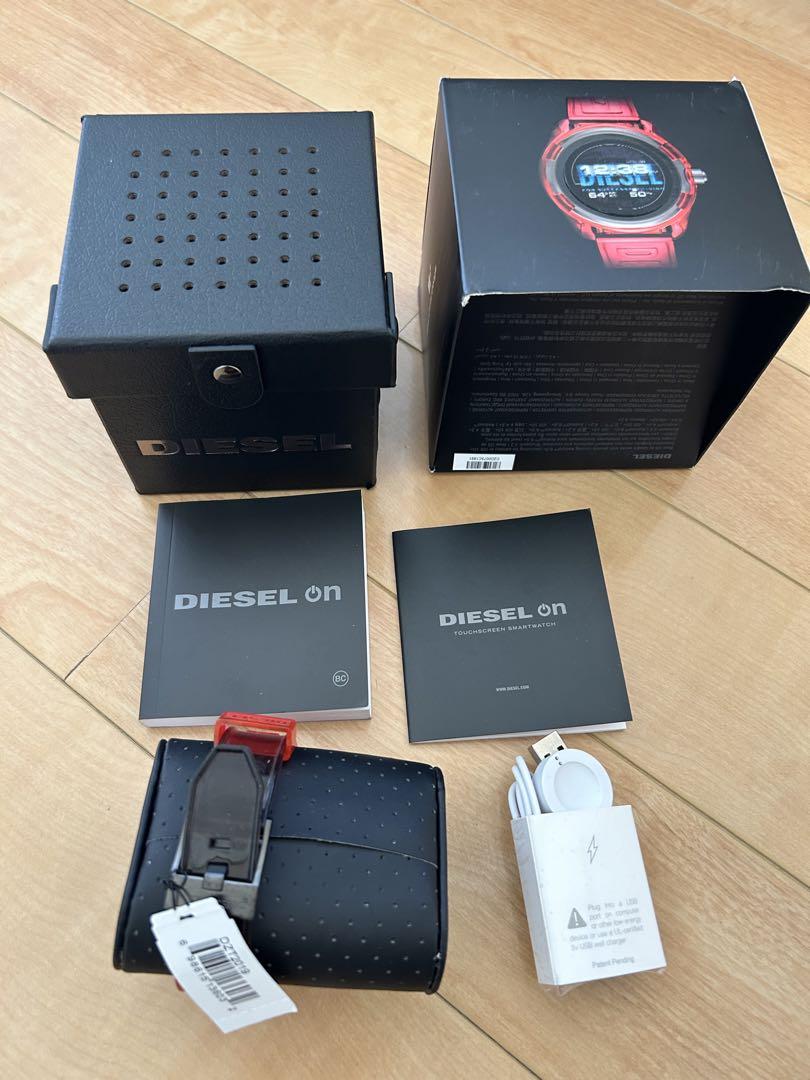 diesel dzt2019 スマートウォッチ