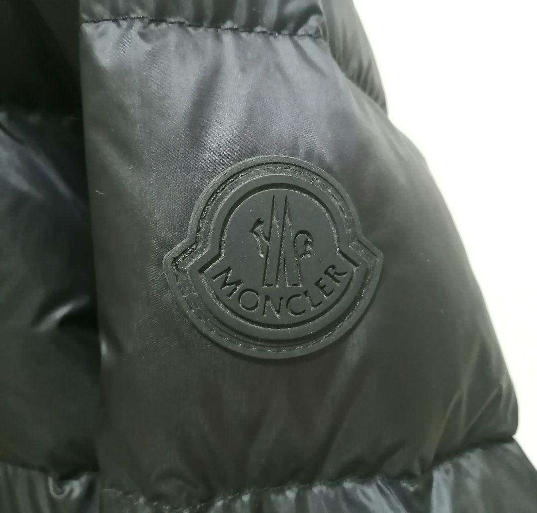 MONCLER モンクレール ライトダウンジャケットPROVINS