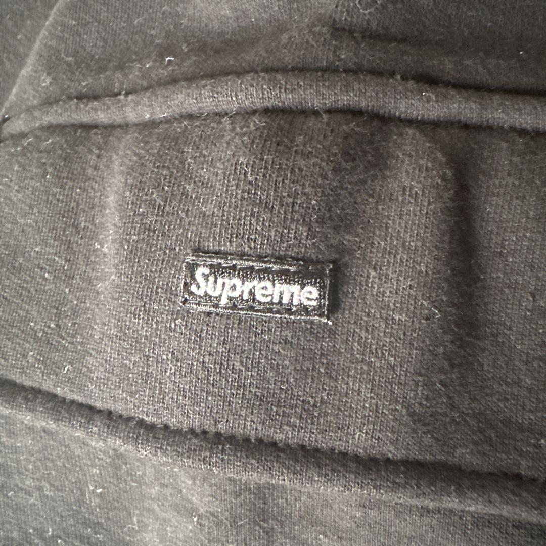 Supreme Small Box Baggy Cargo Sweatshort