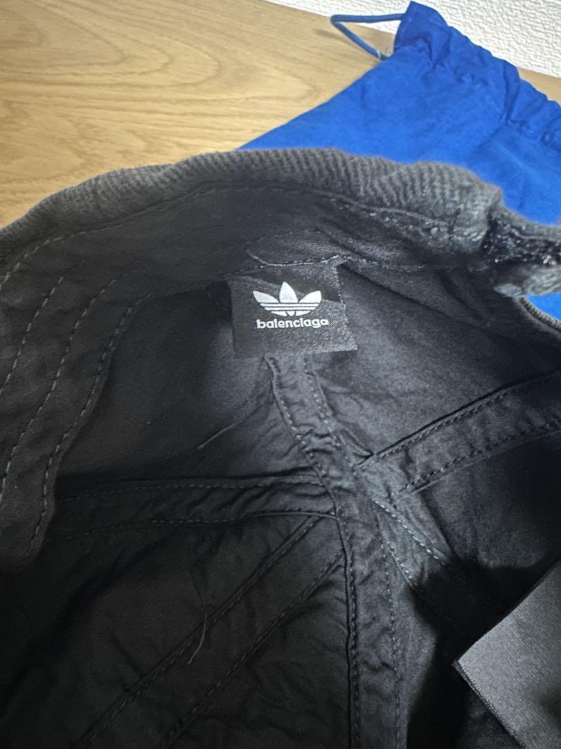 Balenciaga adidas コラボ キャップ