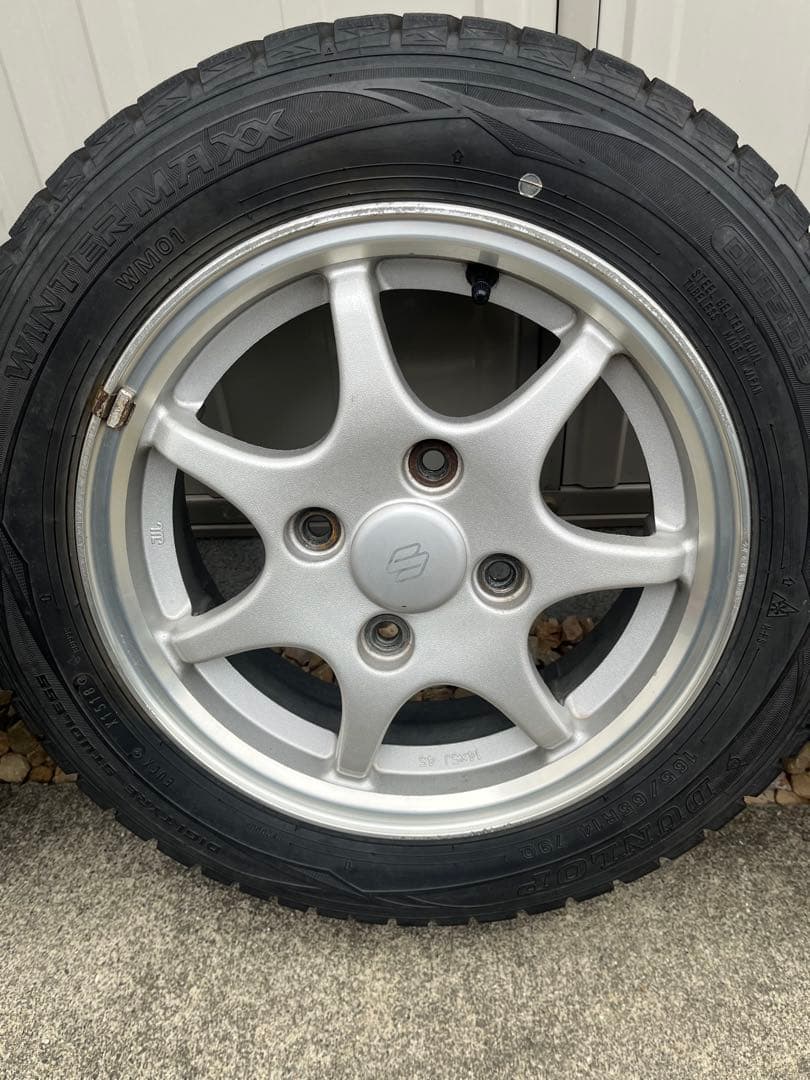 スズキカプチーノ純正アルミホイールスタッドレスタイヤやや傷や汚れあり