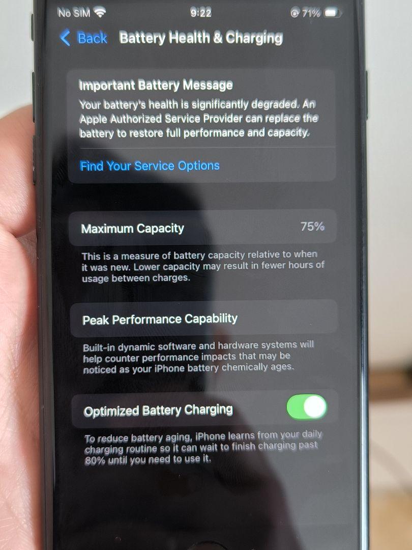 iPhone SE 2 64GB 本体のみ