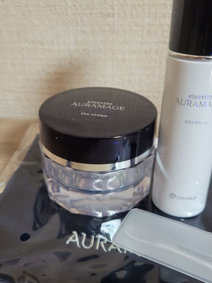 新品◆シャルレ エタリテ オーラマージュ 美容液・クリーム 巾着・スパチュラ付き 新品◆シャルレ エタリテ オーラマージュ 美容液・クリーム 巾着・スパチュラ付き