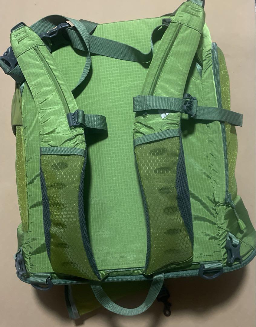 ★美品 mont-bell モンベル ドッグキャリングバッグ　ペットリュック　M