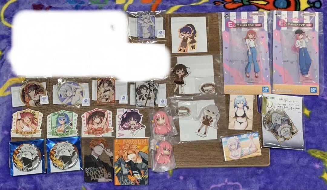 無職転生　くじ　ブロマイド　缶バッジ　ロキシー にゴリラ　東エリ　デアラ　物語 無職転生 くじ ブロマイド 缶バッジ ロキシー にゴリラ 東エリ