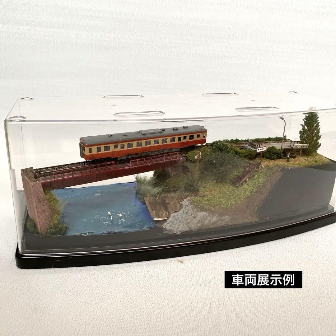 Nゲージ　鉄道ジオラマ　鉄道模型展示台　秘境駅　ガーター橋　湖　LED照明付き