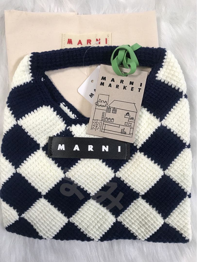 げ マルニマーケット スモール テックウール ハンドバッグ NEXPOTALLINN_EU