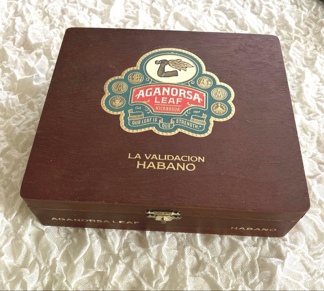 シガーケース　葉巻木箱　インテリア小物入れ　【空箱】 NO 204葉巻木箱 シガーケース インテリア小物入れ 空箱 - メルカリ