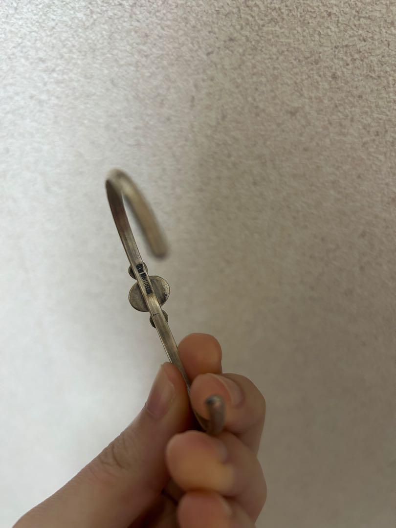 インディアンジュエリー　シルバーバングル オーバルストーン付き