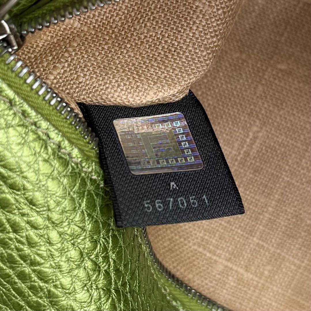 〈希少色〉FENDI マンマバケット セレリア ハンドバッグ ライムグリーン