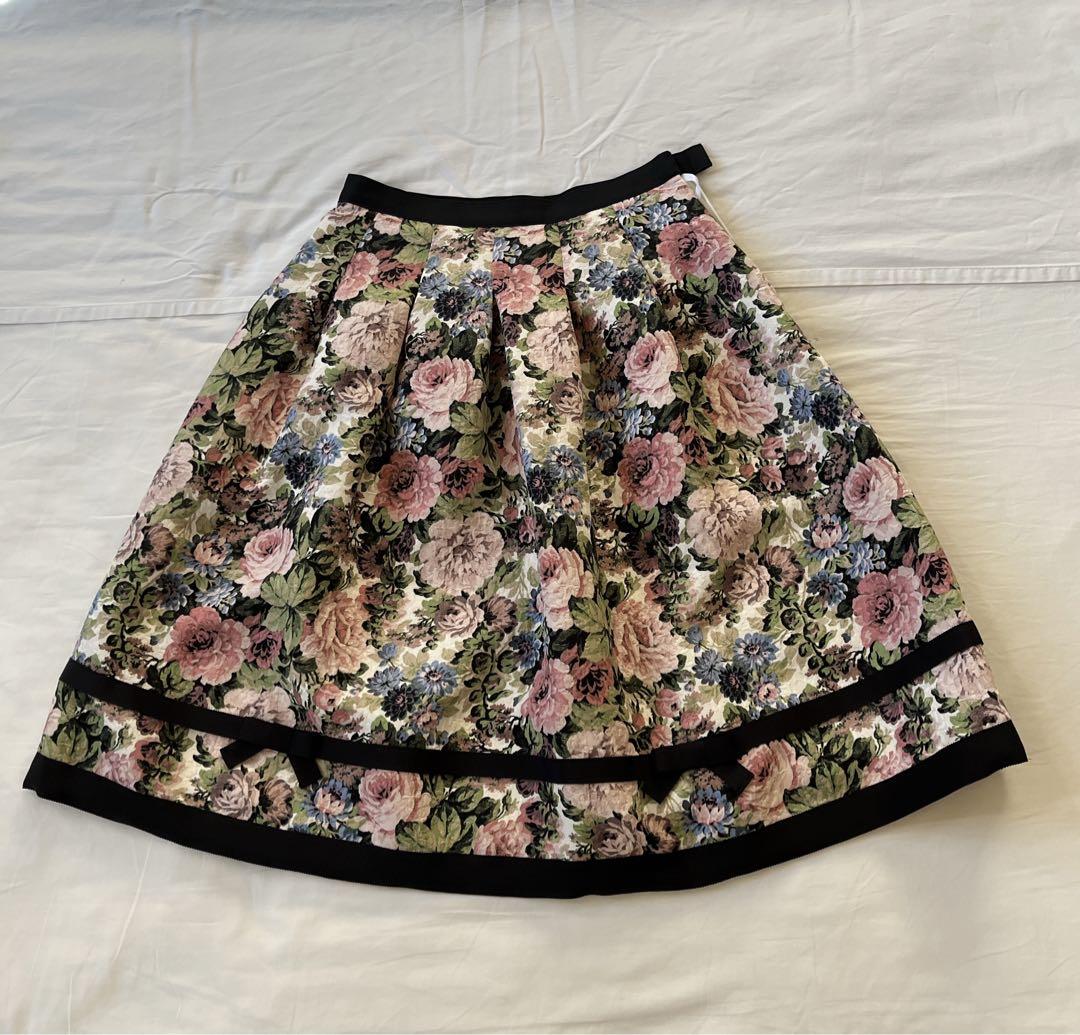 花柄タックスカート ひざ丈 38 カタログ掲載品 M'S GRACY