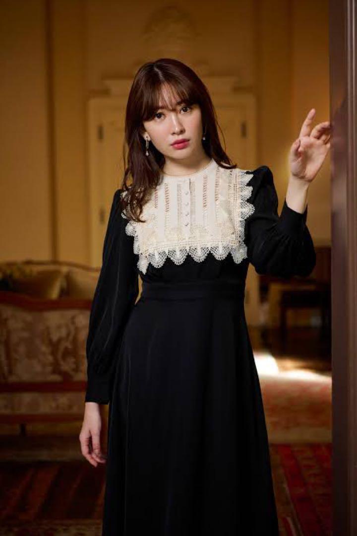 正規品Sサイズ Le Grand Midi Dress herlipto 正規品Sサイズ Le Grand Midi Dress herlipto