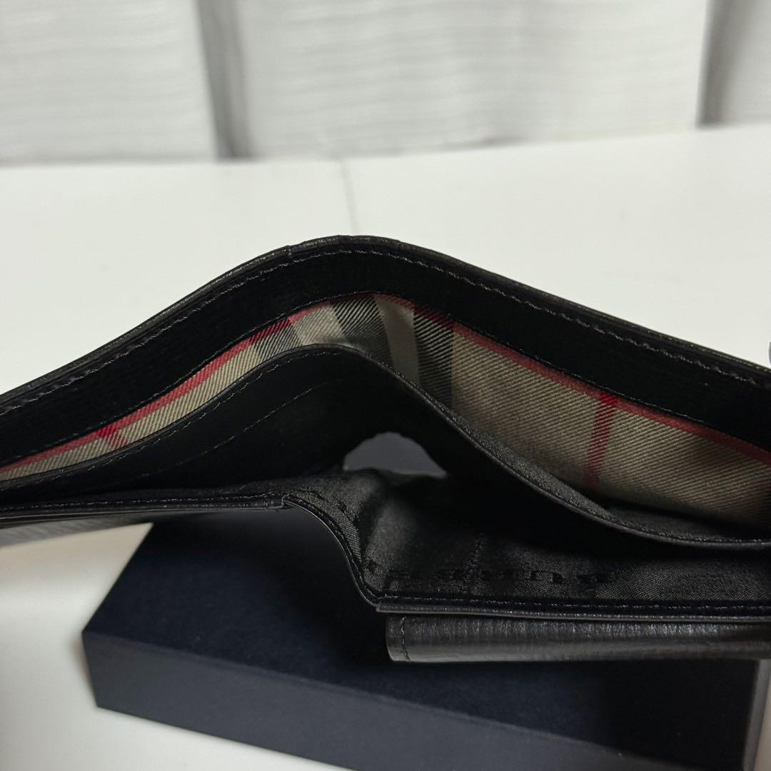 ⭐️未使用⭐️BURBERRY バーバリー　二つ折り　財布　ブラック　黒　レザー