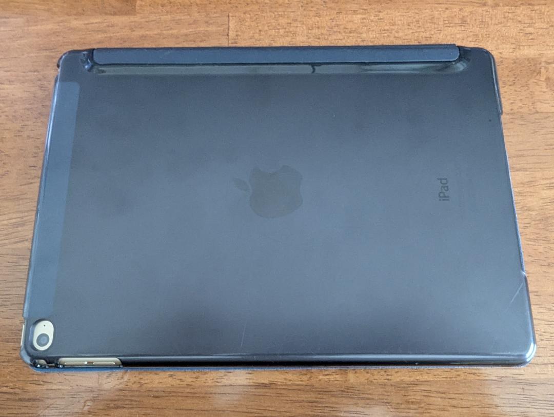 iPad air2 64GB セルラーモデル（SoftBank）