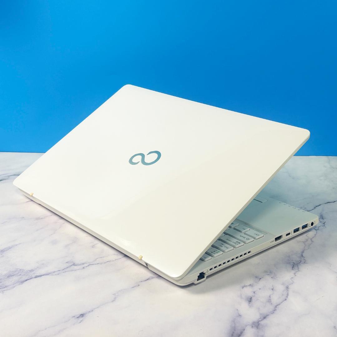 Corei7・16GB・SSD・DVDマルチ・Win11・ホワイトノートパソコン Corei7・16GB・SSD・DVDマルチ・Win11・ホワイトノートパソコン