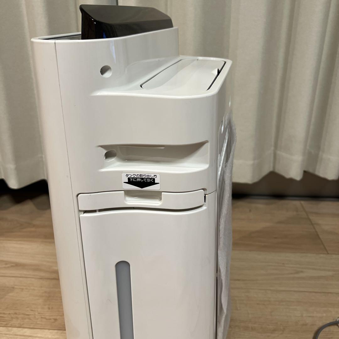 シャープ 加湿 空気清浄機 プラズマクラスター 7000 KC-H50-W