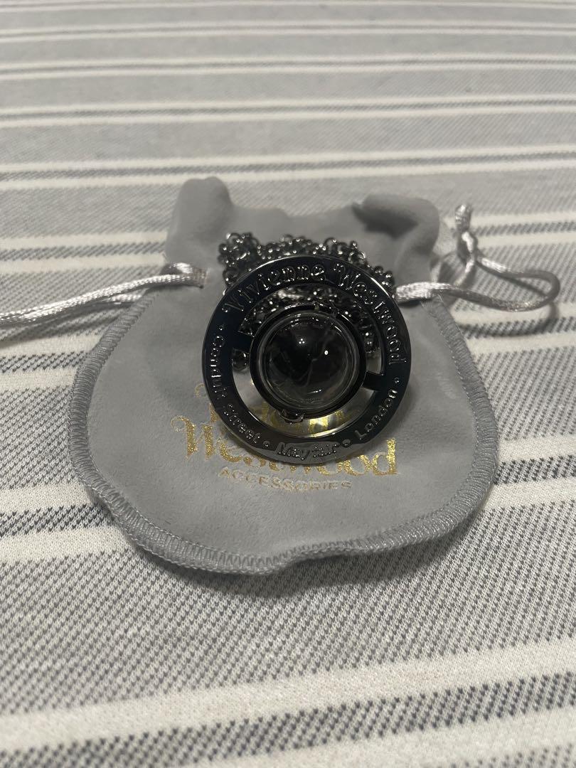 Vivienne Westwood スモールオーブネックレス