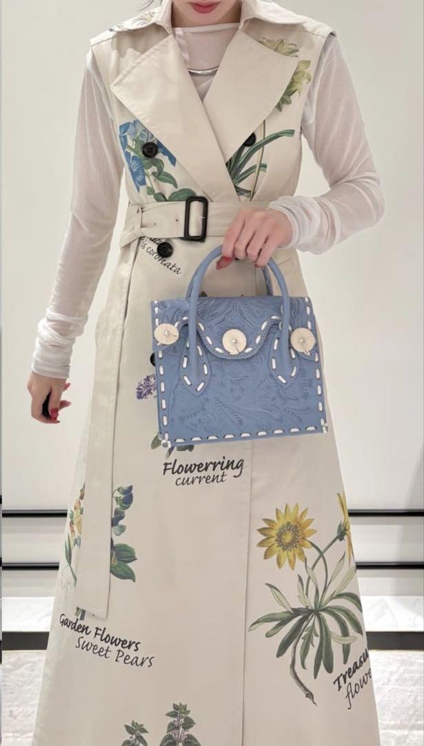 GRACE CONTINENTAL 新作58,300円プリントトレンチワンピース