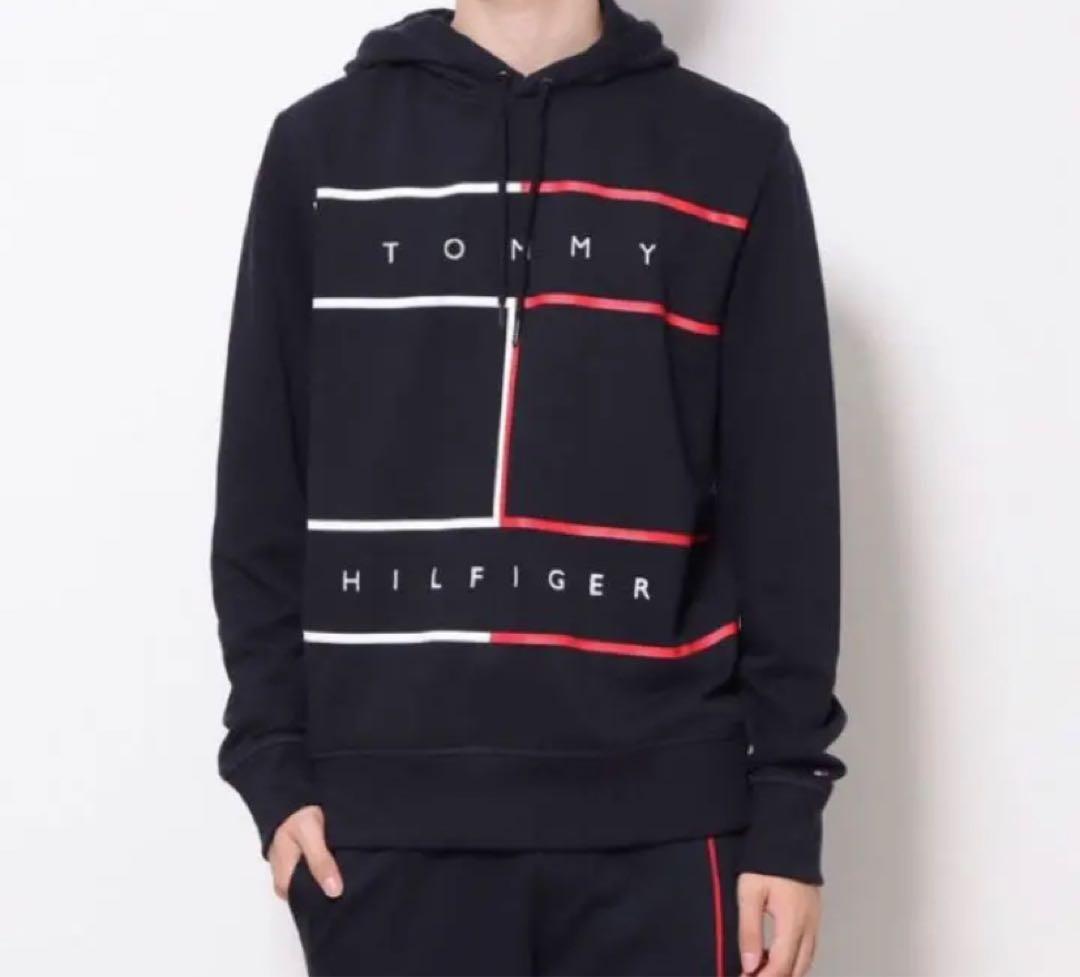 新品未使用　トミーヒルフィガー　ネイビーパーカー 新品未使用 トミーヒルフィガー スウェットパーカー ネイビー サイズM