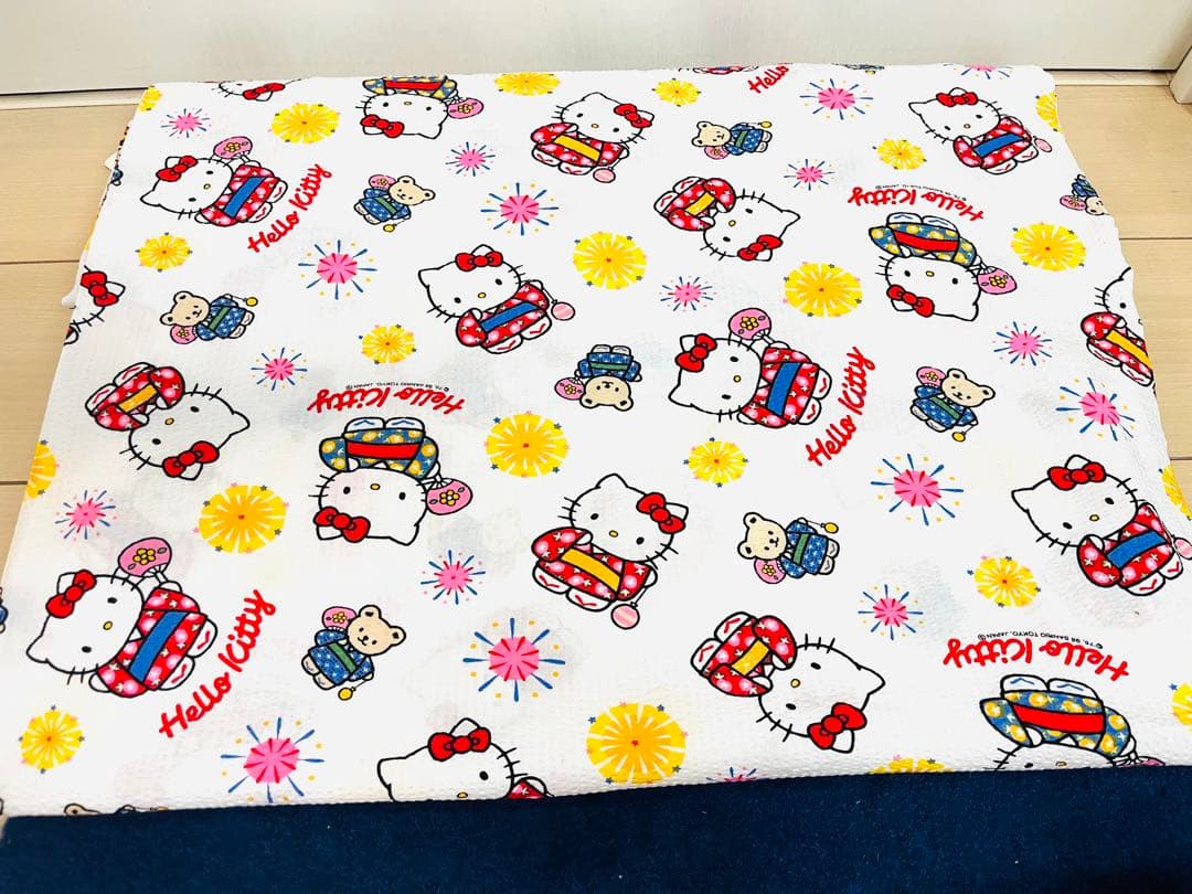 サンリオ ハローキティ 浴衣 花火 リップル生地 レトロ新品、♥